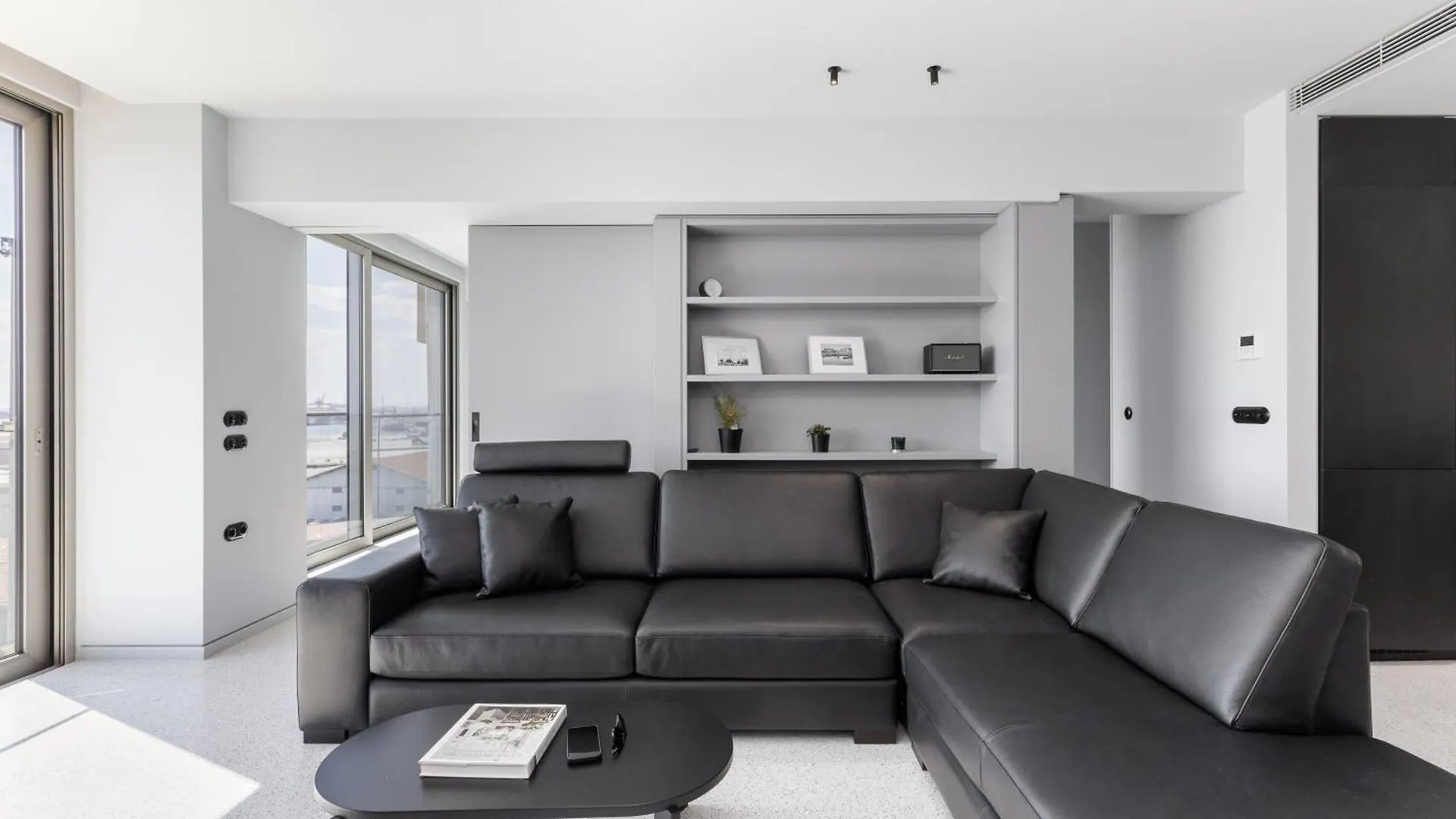 Nero Luxury Suites By Zennova Thessaloniki 0*,  Greece